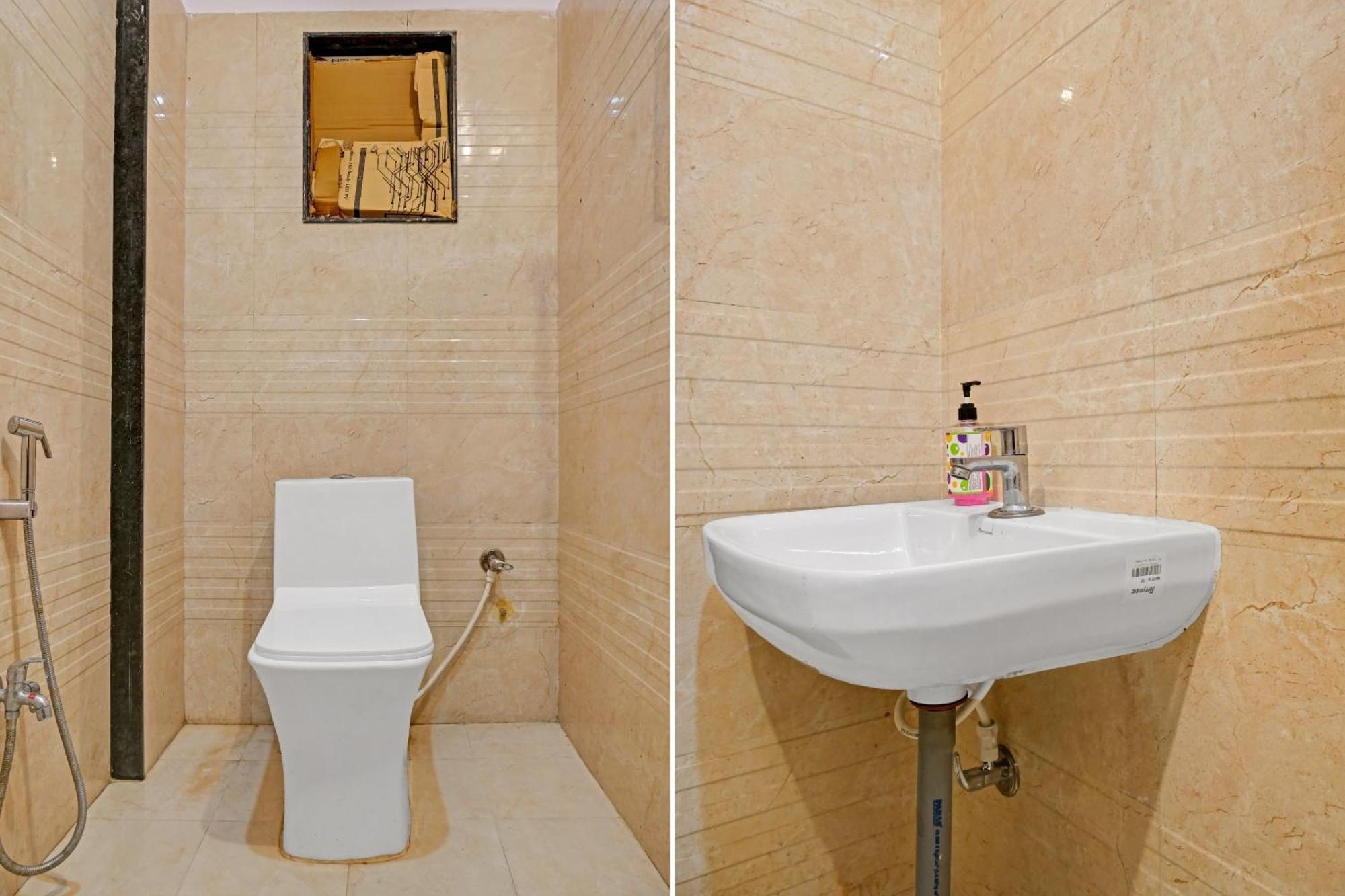 Townhouse Navneeta Grand Hotel Kakarmatha Luaran gambar